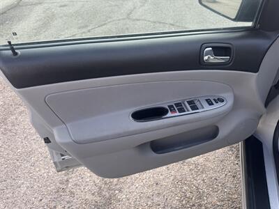 2009 Chevrolet Cobalt LT   - Photo 11 - Meridian, ID 83642