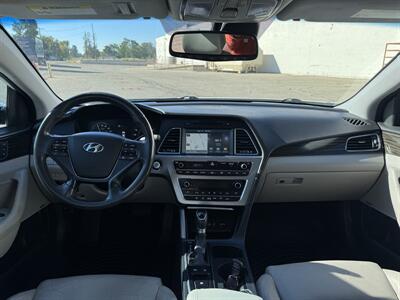 2017 Hyundai SONATA Hybrid Limited   - Photo 10 - Meridian, ID 83642