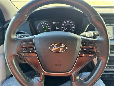 2017 Hyundai SONATA Hybrid Limited   - Photo 15 - Meridian, ID 83642