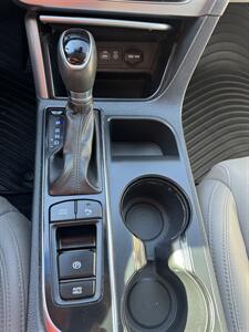 2017 Hyundai SONATA Hybrid Limited   - Photo 16 - Meridian, ID 83642