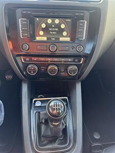 2015 Volkswagen Jetta TDI Highline   - Photo 13 - Meridian, ID 83642