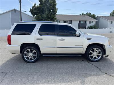 2009 Cadillac Escalade   - Photo 2 - Meridian, ID 83642