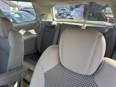 2008 Saturn Outlook XE   - Photo 12 - Meridian, ID 83642