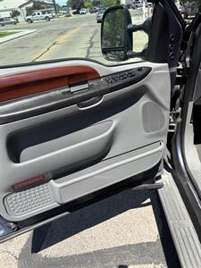2005 Ford F-250 Super Duty XLT 4dr SuperCab XLT - Photo 5 - Meridian, ID 83642