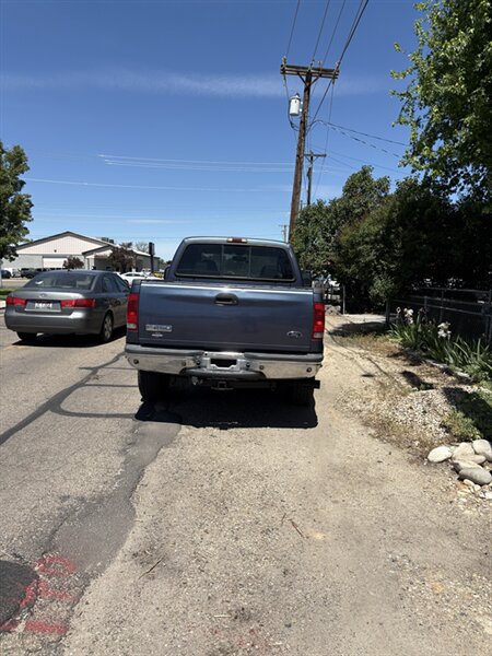 2005 Ford F-250 Super Duty XLT 4dr SuperCab XLT - Photo 4 - Meridian, ID 83642