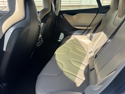 2015 Tesla Model S 85D   - Photo 12 - Meridian, ID 83642