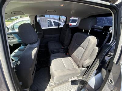 2009 Mazda Mazda5 Touring   - Photo 6 - Meridian, ID 83642