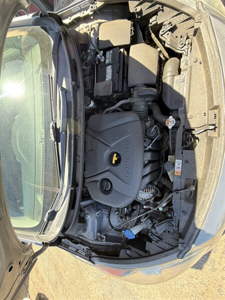 2013 Hyundai ELANTRA GT - Photo 8 - Meridian, ID 83642