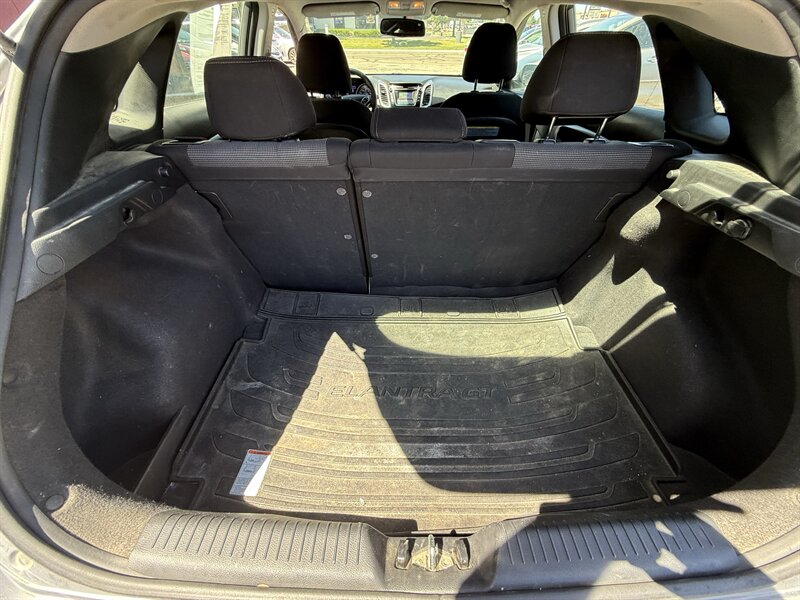 2013 Hyundai ELANTRA GT - Photo 7 - Meridian, ID 83642
