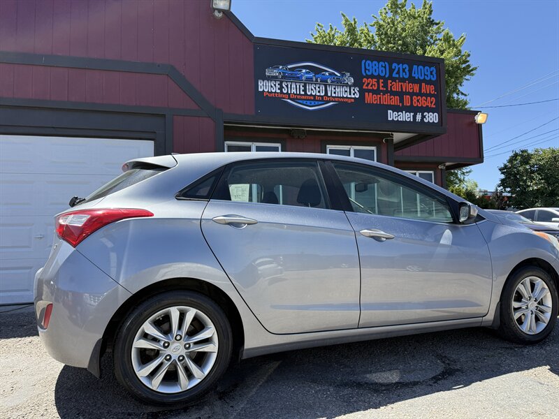 2013 Hyundai ELANTRA GT - Photo 2 - Meridian, ID 83642