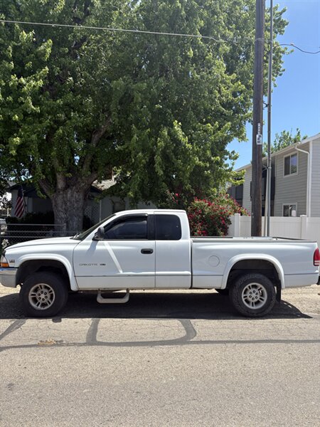 1998 Dodge Dakota's photo