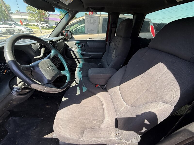 2003 GMC Sonoma SLS - Photo 5 - Meridian, ID 83642
