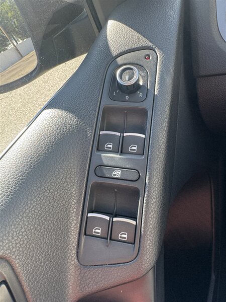 2013 Volkswagen Tiguan S - Photo 10 - Meridian, ID 83642