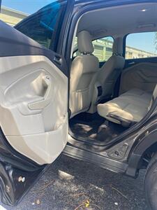 2018 Ford Escape   - Photo 9 - Miami, FL 33147