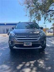 2018 Ford Escape   - Photo 2 - Miami, FL 33147