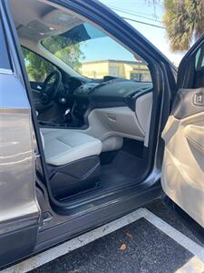 2018 Ford Escape   - Photo 12 - Miami, FL 33147