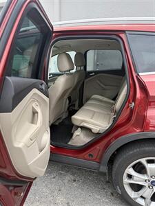 2016 Ford Escape   - Photo 7 - Miami, FL 33147