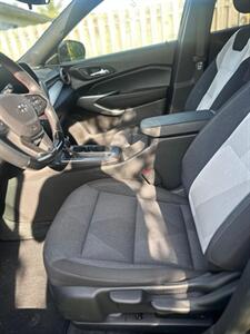 2024 Chevrolet Trax RS   - Photo 8 - Miami, FL 33147