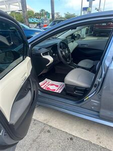 2025 Toyota Corolla   - Photo 7 - Miami, FL 33147