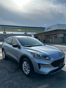 2022 Ford Escape   - Photo 5 - Miami, FL 33147