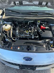 2022 Ford Escape   - Photo 14 - Miami, FL 33147