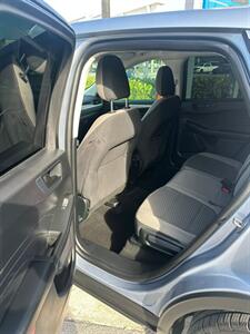 2022 Ford Escape   - Photo 10 - Miami, FL 33147