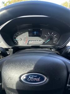 2022 Ford Escape   - Photo 6 - Miami, FL 33147