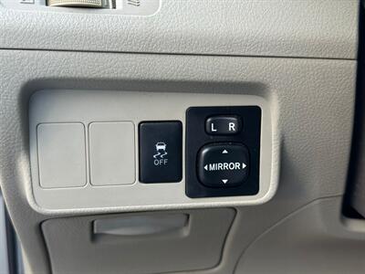 2010 TOYOTA COROLLA LE   - Photo 11 - Miami, FL 33147