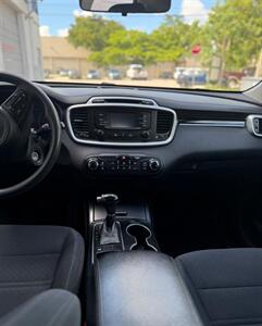 2017 Kia Sorento L   - Photo 7 - Miami, FL 33147
