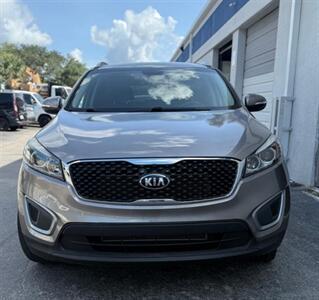 2017 Kia Sorento L   - Photo 3 - Miami, FL 33147