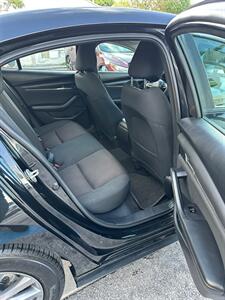 2022 Mazda CX-3   - Photo 8 - Miami, FL 33147