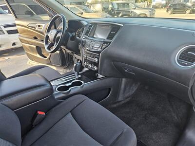 2019 Nissan Pathfinder S   - Photo 13 - Miami, FL 33147