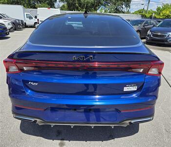 2021 Kia K5 GT-Line   - Photo 8 - Miami, FL 33147