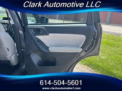 2016 Subaru Forester 2.5i Premium  Pano Roof - Photo 15 - Plain City, OH 43064