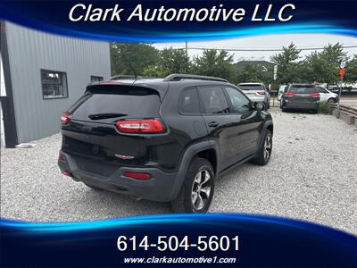 2015 Jeep Cherokee Trailhawk  Leather - Photo 5 - Plain City, OH 43064