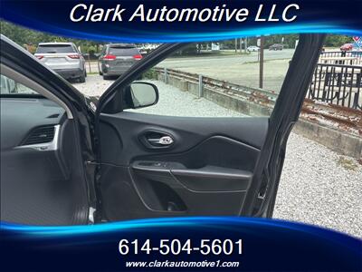 2015 Jeep Cherokee Trailhawk  Leather - Photo 14 - Plain City, OH 43064