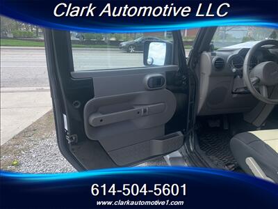 2010 Jeep Wrangler Unlimited Sport   - Photo 10 - Plain City, OH 43064