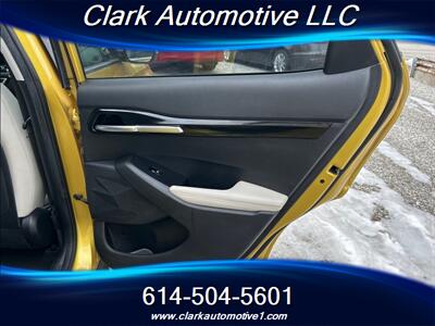 2021 Kia Seltos SX Turbo  Leather, Navi, Sunroof - Photo 11 - Plain City, OH 43064