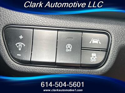 2021 Kia Seltos SX Turbo  Leather, Navi, Sunroof - Photo 23 - Plain City, OH 43064
