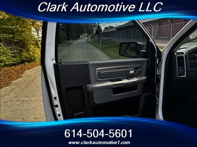 2016 RAM 1500 SLT   - Photo 9 - Plain City, OH 43064