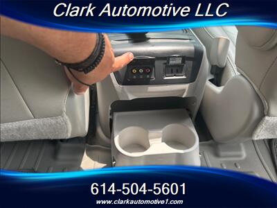 2014 Toyota Sienna XLE 8-Passenger  Leather, Navi, Sunroof, Entertainment - Photo 25 - Plain City, OH 43064