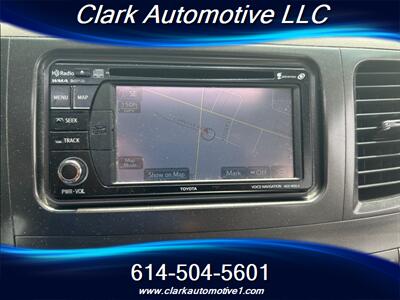 2014 Toyota Sienna XLE 8-Passenger  Leather, Navi, Sunroof, Entertainment - Photo 28 - Plain City, OH 43064
