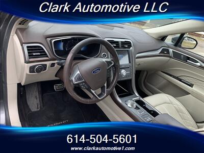 2017 Ford Fusion Hybrid Titanium   - Photo 12 - Plain City, OH 43064