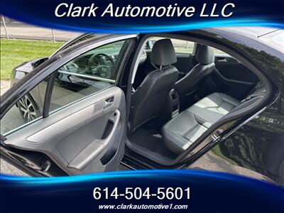 2017 Volkswagen Jetta 1.4T SE   - Photo 14 - Plain City, OH 43064