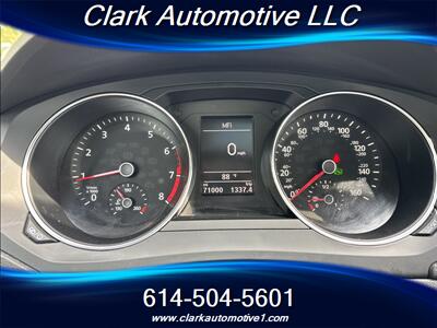 2017 Volkswagen Jetta 1.4T SE   - Photo 15 - Plain City, OH 43064