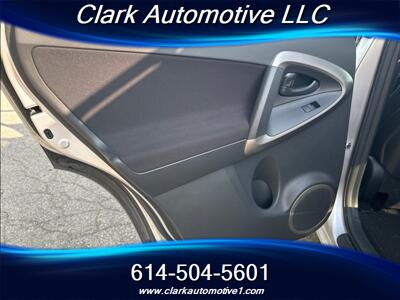 2008 Toyota RAV4 Sport  3.5 liter V6 - Photo 13 - Plain City, OH 43064