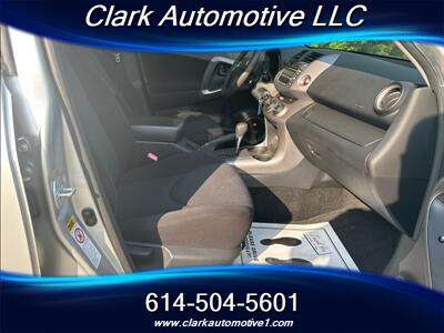 2008 Toyota RAV4 Sport  3.5 liter V6 - Photo 19 - Plain City, OH 43064
