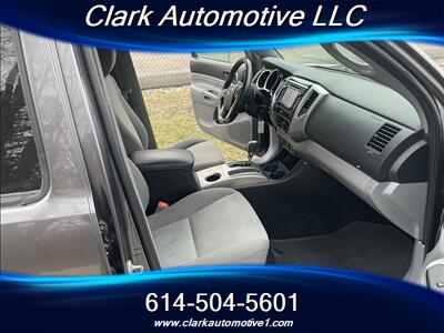 2014 Toyota Tacoma V6   - Photo 12 - Plain City, OH 43064