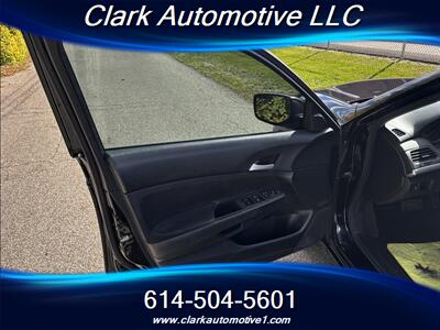 2012 Honda Accord SE   - Photo 8 - Plain City, OH 43064
