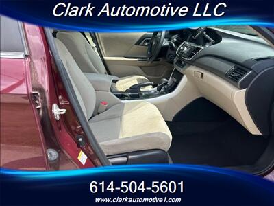 2013 Honda Accord LX  Super Low Miles One owner. - Photo 13 - Plain City, OH 43064